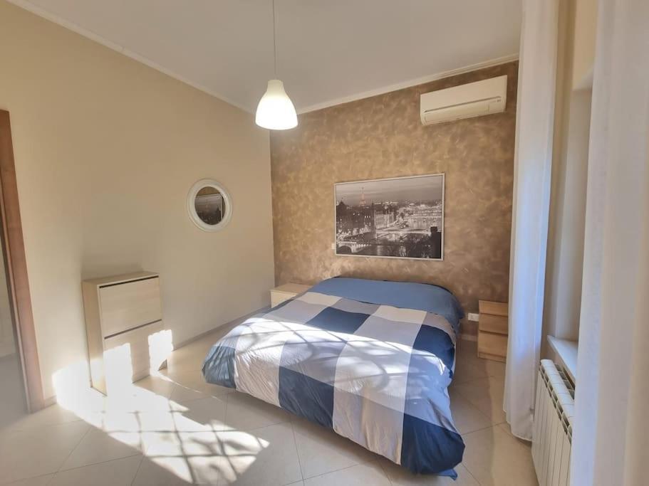 -5 Min From Bus Stop-Free Parking Rom Exterior foto