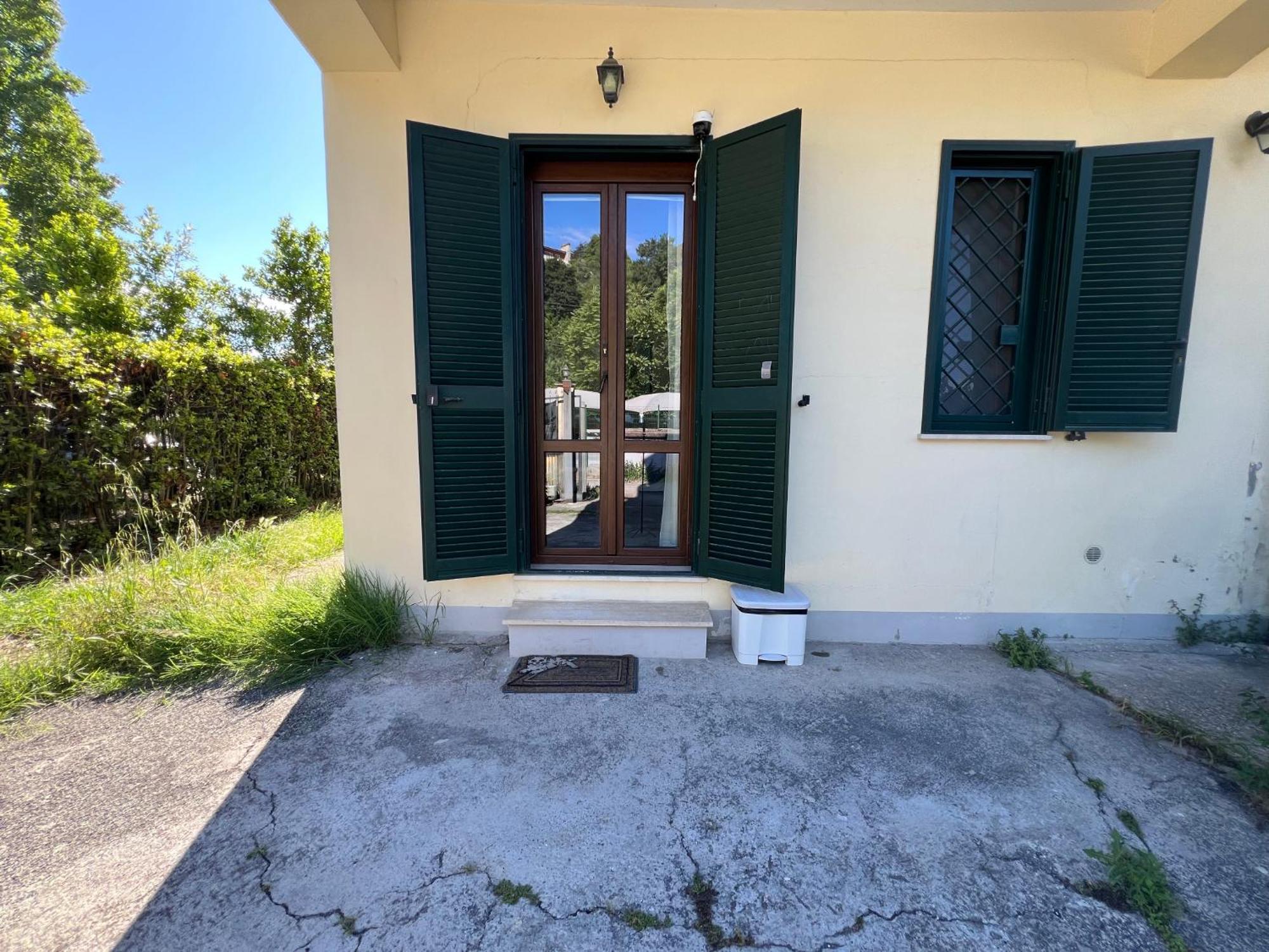 -5 Min From Bus Stop-Free Parking Rom Exterior foto